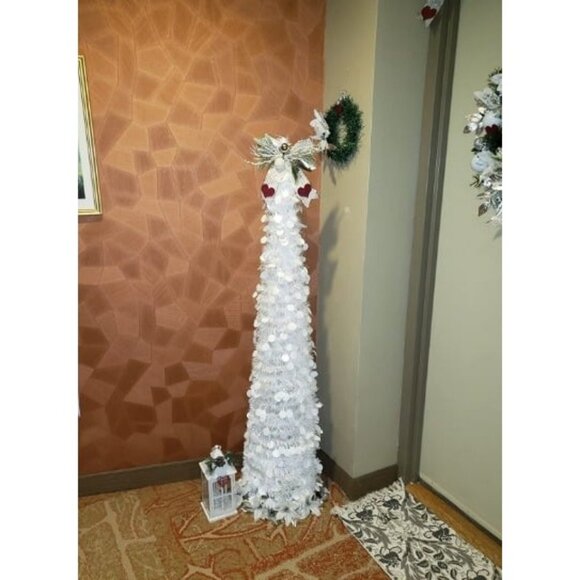 White Christmas Tinsel Tree with Lights, Easy-Assembly Glittery 5ft Pop - Picture 2 of 4